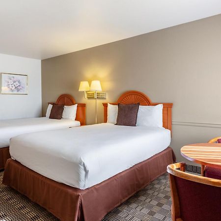 Americas Best Value Inn Burns Exterior foto