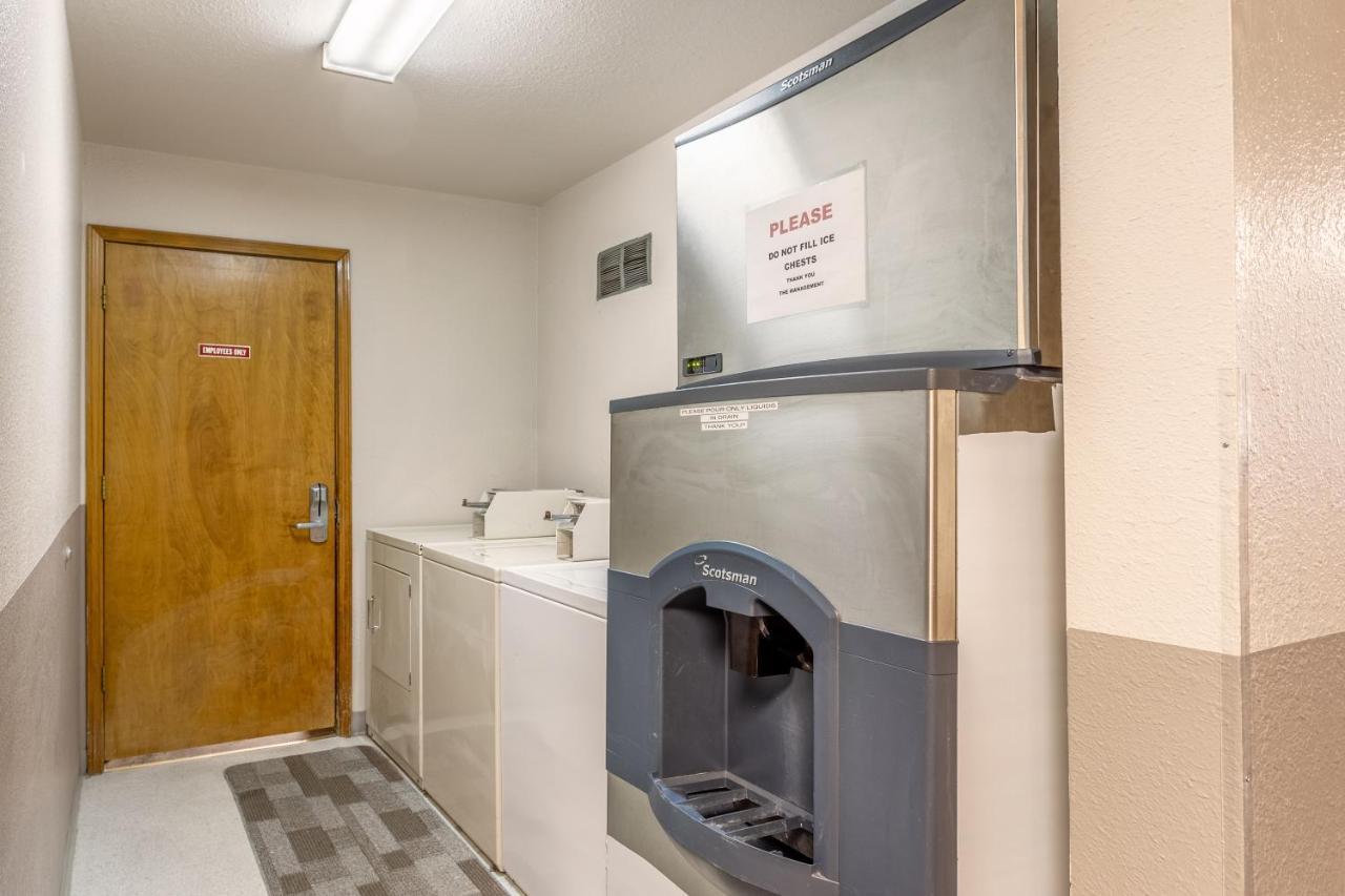Americas Best Value Inn Burns Exterior foto