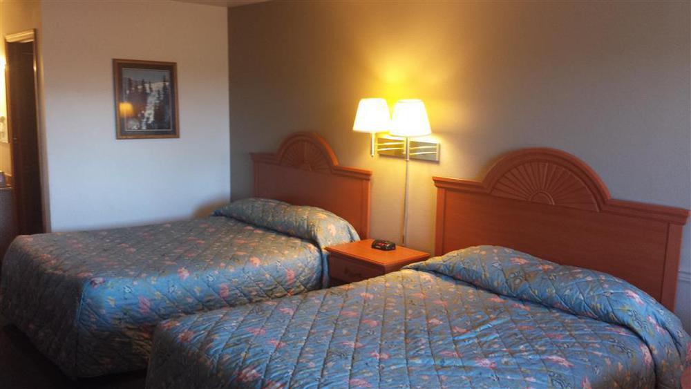 Americas Best Value Inn Burns Zimmer foto