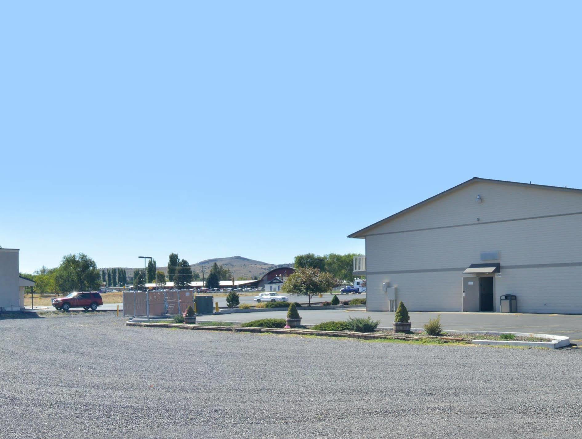 Americas Best Value Inn Burns Exterior foto